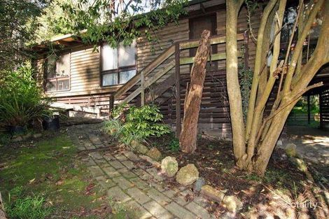 10 Wombalano Rd, Mount Evelyn, VIC 3796