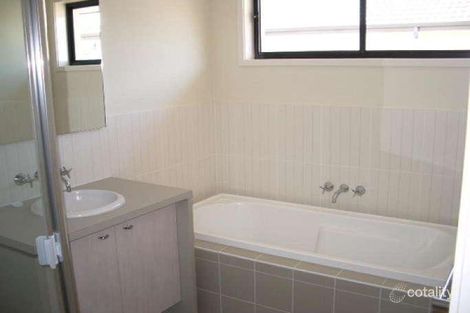 Property photo of 8 Aldea Place Stretton QLD 4116