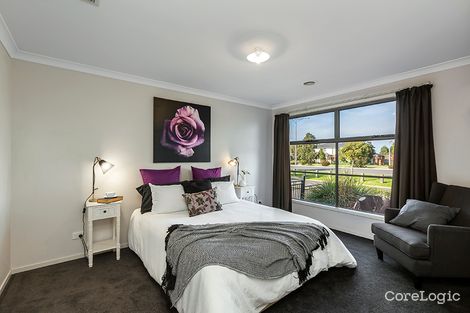 Property photo of 27 Wylie Way Point Cook VIC 3030