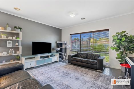 Property photo of 4 Orchard Walk Strathfieldsaye VIC 3551