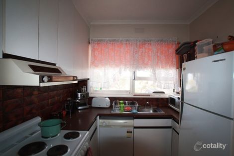 18 Leigh Ave, Kennington, VIC 3550