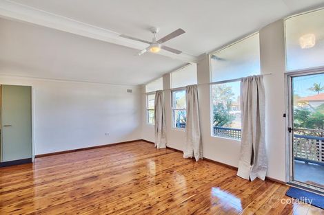 Property photo of 13 Cook Road Killarney Vale NSW 2261