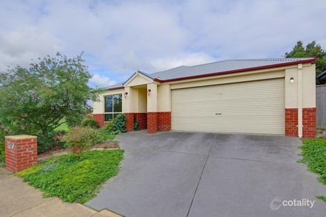8 Santorini Ct, Mount Martha, VIC 3934