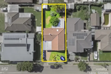 Property photo of 4 Ivanhoe Street St Johns Park NSW 2176