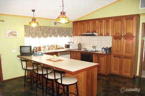 Property photo of 23 Robinsons Road Burnside VIC 3023