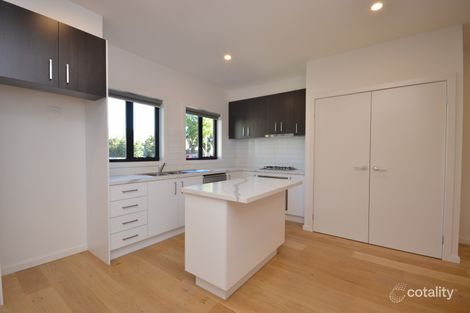 Property photo of 27 Evans Crescent Reservoir VIC 3073