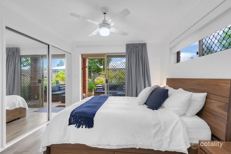 Property photo of 2/17 Christensen Street Yeronga QLD 4104