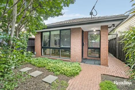 1 Robertson St, Kensington, VIC 3031