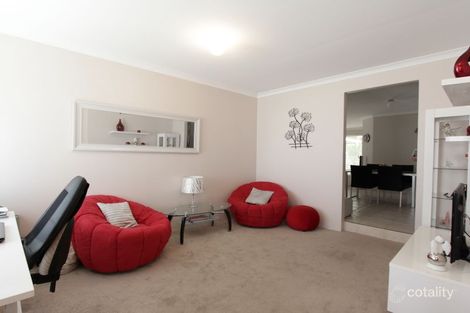 Property photo of 2 Reichel Place Huntingdale WA 6110