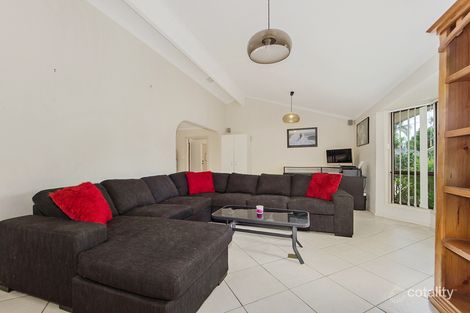 Property photo of 5 Kingfield Court Regents Park QLD 4118