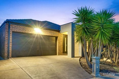 Property photo of 11 Insley Way Caroline Springs VIC 3023