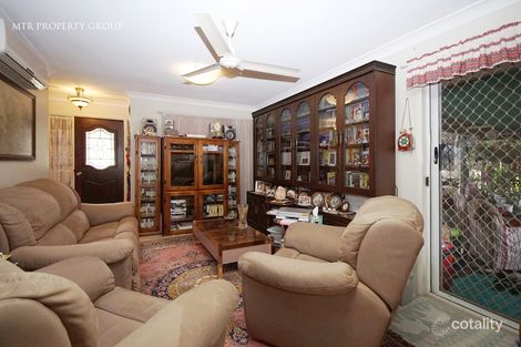 Property photo of 8 Evergreen Place Forest Lake QLD 4078