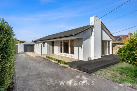 27 Hennessy Ave, Herne Hill, VIC 3218