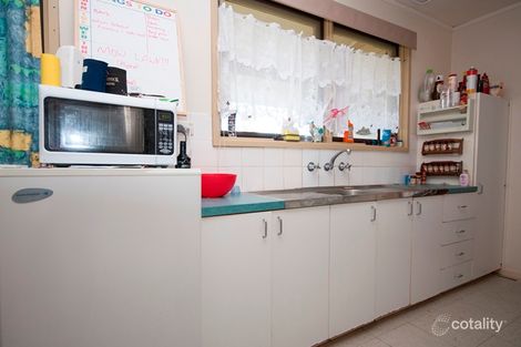 Property photo of 36 Healey Close Wodonga VIC 3690