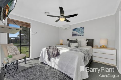 Property photo of 18 Monterey Court Mill Park VIC 3082