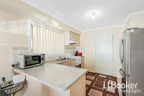 Property photo of 4/167 Ormond Road Hampton Park VIC 3976