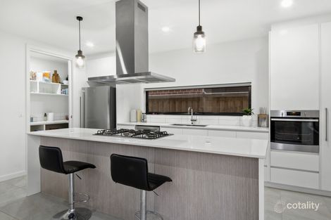 Property photo of 13 Compass Way Mount Duneed VIC 3217