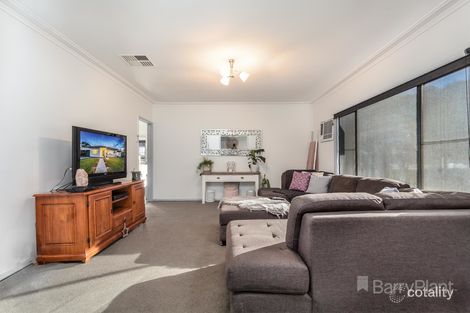 Property photo of 51 Olympic Parade Kangaroo Flat VIC 3555