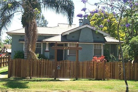 12 Gordon St, Bega, NSW 2550