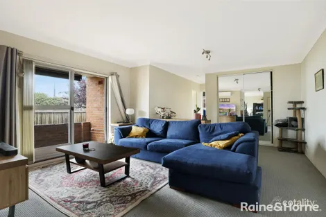 Property photo of 2/67 Piper Street Bathurst NSW 2795