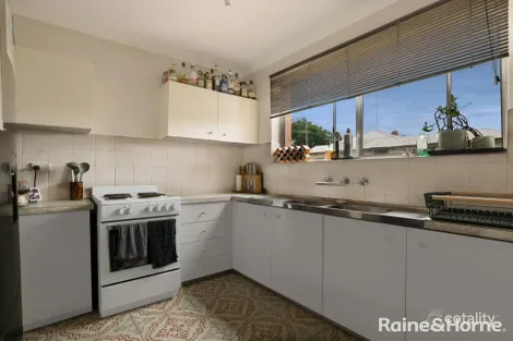 Property photo of 2/67 Piper Street Bathurst NSW 2795