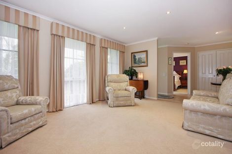 Property photo of 31 Highview Drive Mooroolbark VIC 3138
