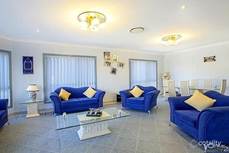 Property photo of 6 Howard Close Green Valley NSW 2168
