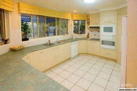 Property photo of 62 Drysdale Crescent Brookfield QLD 4069