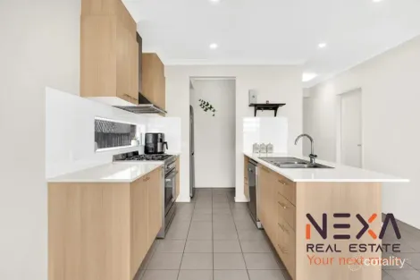 Property photo of 35 Fitzpatrick Circuit Kalkallo VIC 3064