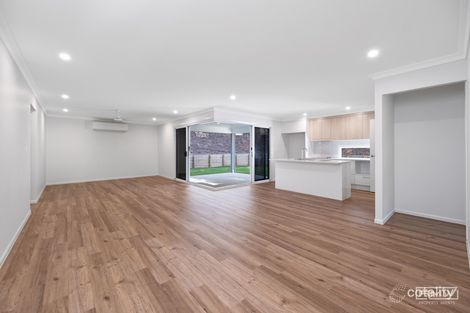 Property photo of 27 Woodland Drive Frenchville QLD 4701