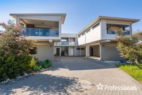 6/11 Royal Scot Loop, Currambine, WA 6028