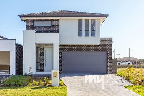 4 Mcclymont Dr, Catherine Field, NSW 2557