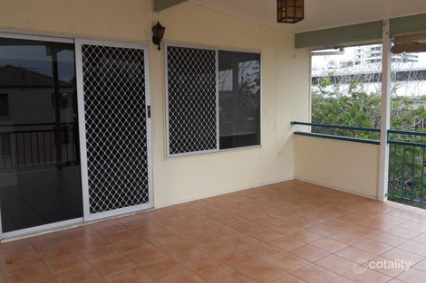 Property photo of 5 Upper Gay Terrace Kings Beach QLD 4551