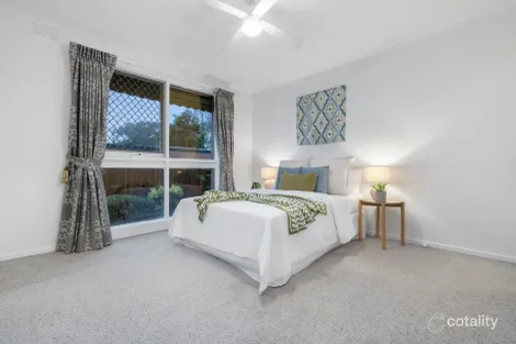 Property photo of 14 Ross Street Ferntree Gully VIC 3156