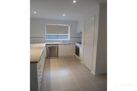 Property photo of 9 Yellowgum Drive Epsom VIC 3551