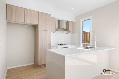 Property photo of 6 Cadenza Walk Tarneit VIC 3029