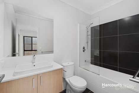 Property photo of 2/5 Alpaca Street Dakabin QLD 4503