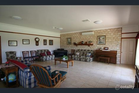 Property photo of 7 Mares Tail Lane Springsure QLD 4722