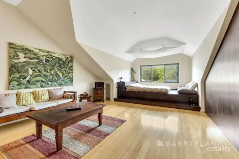 Property photo of 62 Palmer Road Jindivick VIC 3818