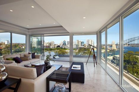Property photo of 8/28 East Crescent Street McMahons Point NSW 2060