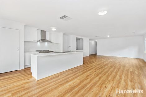 18 Meadowbrook Cres, Warragul, VIC 3820