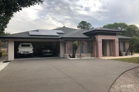 5a Miller Pde, Everton Hills, QLD 4053