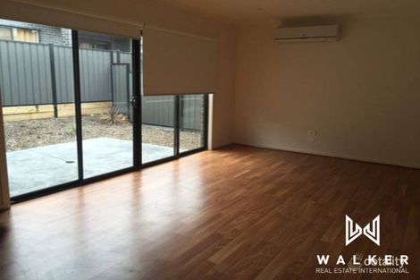 Property photo of 24 Versant Drive Craigieburn VIC 3064