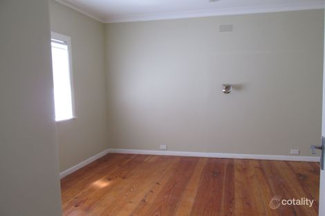 Property photo of 19 Harmon Avenue St Albans VIC 3021