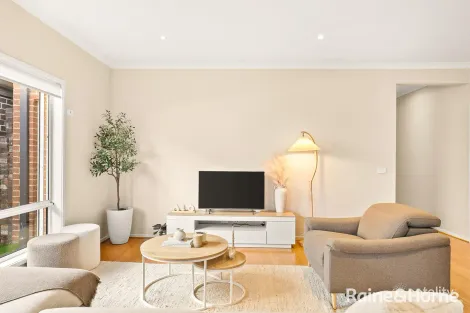 Property photo of 62 Infinity Drive Fraser Rise VIC 3336