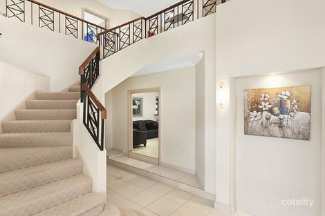 Property photo of 8 Ridgehaven Place Norwest NSW 2153
