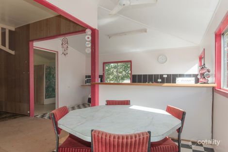 Property photo of 2 East Street Wowan QLD 4702