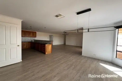 Property photo of 5 Maireana Circuit Roxby Downs SA 5725