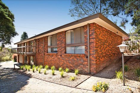 9 Heatherlea Dr, Wheelers Hill, VIC 3150