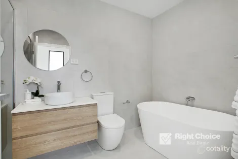 Property photo of 24 Galactic Drive Dunmore NSW 2529